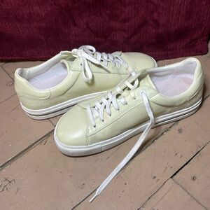 Birkenstock sneakers, size 39(8/9), pale yellow